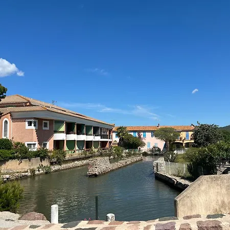 Apartment Pour 3 Personnes Pres Hyeres