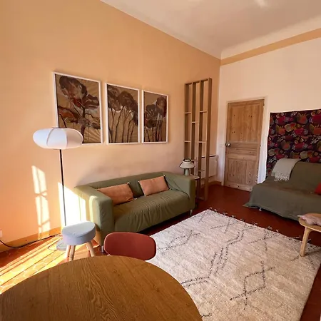 Pour 3 Personnes Pres * Hyeres