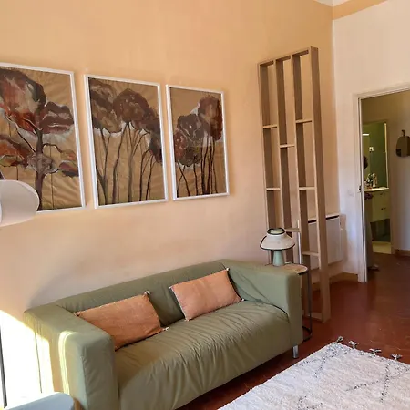 Pour 3 Personnes Pres * Hyeres